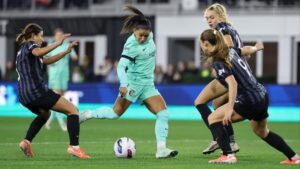 NWSL team of the week: Debinha delivers for KC Current, USWNT's Emily Sonnett stars for NJ/NY Gotham FC