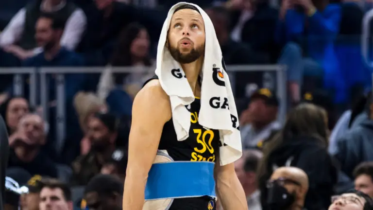 Stephen Curry injury update: Warriors provide positive news after fall and a potentially quick return timeline