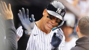 WATCH: Yankees' Aaron Judge and Co. blast four home runs in first inning off Brewers' Nestor Cortes