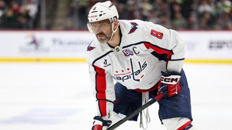 Alex Ovechkin NHL goals record chase: 2025 props, free picks, bets, odds to break Wayne Gretzky scoring mark