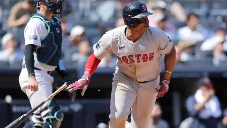 Cardinals vs. Red Sox odds, prediction, props: Free 2025 MLB picks, Sunday Night Baseball bets by proven model