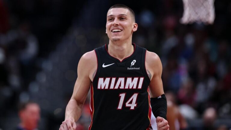 Five best NBA player props, odds for Saturday, April 5: Julius Randle, Tyler Herro picks, bets, more