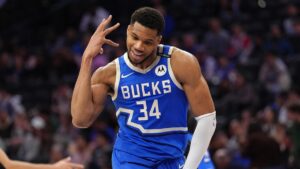 Giannis Antetokounmpo makes NBA history with 35-point, 20-assist, 17-rebound triple-double against 76ers