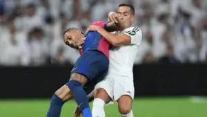 Keys to the Barcelona vs. Real Madrid: Kylian Mbappe faces offside trap, Robert Lewandowski replacement, more