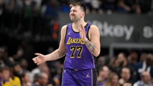 Lakers vs. Rockets prediction, odds, line, spread, time: 2025 NBA picks, April 11 bets by proven model