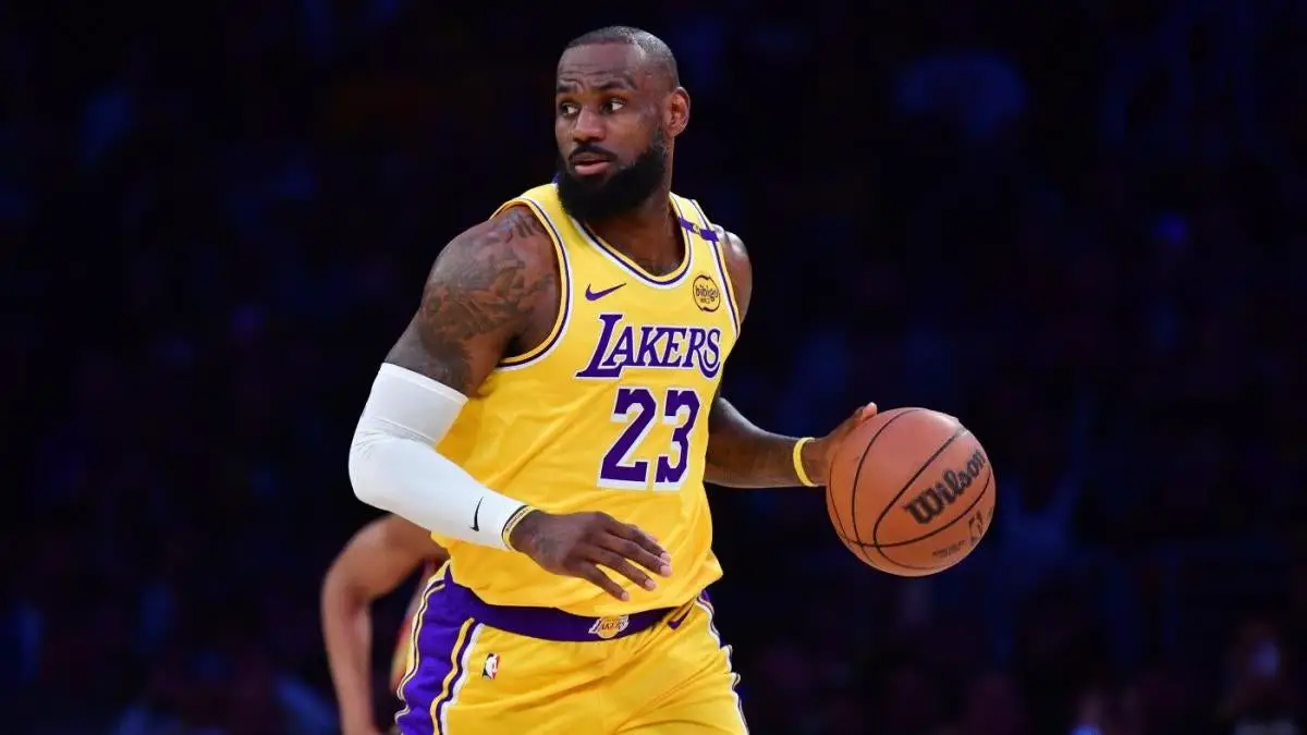 Lakers vs. Thunder odds, line, prediction, start time: 2025 NBA picks, April 6 best bets from proven model