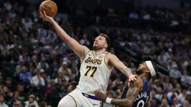 Lakers vs. Timberwolves odds, prediction, line, time: 2025 NBA playoff picks, Game 5 bets by proven model