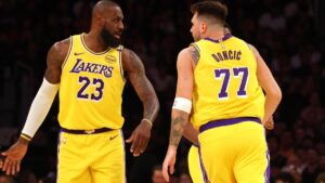Lakers vs. Timberwolves odds, prediction, time: 2025 NBA playoff picks, Game 1 best bets from proven model