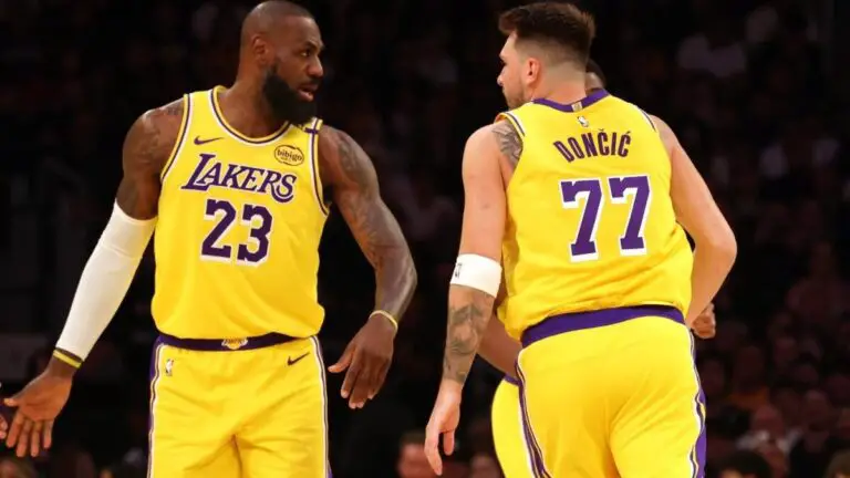 Lakers vs. Timberwolves odds, prediction, time: 2025 NBA playoff picks, Game 1 best bets from proven model