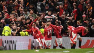 Man United become first team to score two goals after 120th minute in European match in epic comeback vs. Lyon