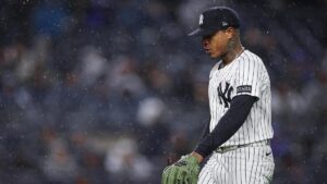 Marcus Stroman fails to make it out of first inning vs. Giants as Yankees' rotation issues continue