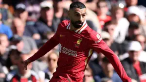 Mohamed Salah finally re-signs with Liverpool with two-year deal; Tottenham, Man United struggle in Europa