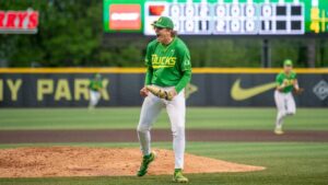 Oregon re-enters latest college baseball Power 10 rankings after chaotic week