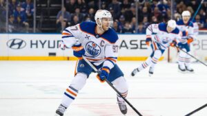 Stanley Cup Playoffs futures: Who to bet to win the 2025 Conn Smythe Trophy
