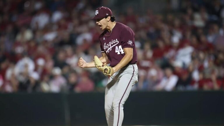 Three top-5 teams drop series in busy weekend of April baseball