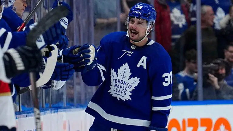 Today's best NHL anytime goal scorer props: Back Maple Leafs star against Senators