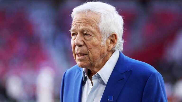 Robert Kraft calls Patriots' poor grades on NFLPA survey 'eye-opening,' denies claim of ashtrays on team plane