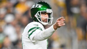 NFL free agent QBs: Another former Pro Bowler besides Aaron Rodgers remains available among signal-callers