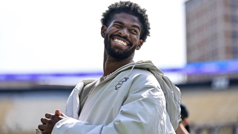 Former NFL head coach says he would draft Shedeur Sanders at No. 3 overall 'without a question'