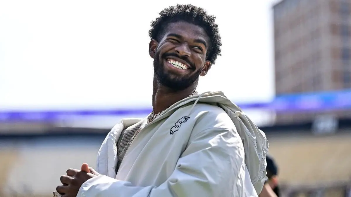 Shedeur Sanders got a motivational pep talk after his NFL Draft slide from KFC's Colonel Sanders