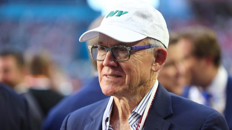 Why Jets taking a quarterback is a great NFL Draft prop long shot and four more best bets from insider
