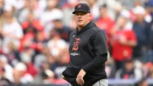 Batting Around: Who is the best manager in baseball? Record and bullpen management isn't all that matters