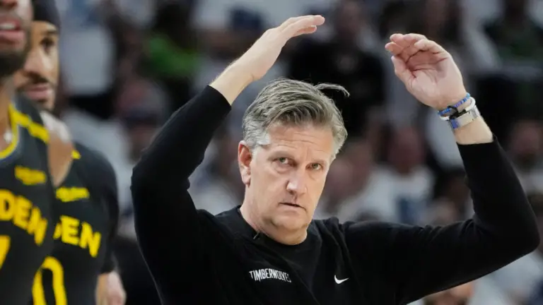 Chris Finch says Warriors are 'tackling' Rudy Gobert, Steve Kerr says Wolves are 'bear-hugging' Stephen Curry