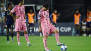 Lionel Messi, Inter Miami eliminated from Concacaf Champions Cup semis in ugly loss to Vancouver Whitecaps