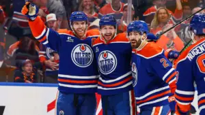 Stars vs. Oilers: Scores, schedule, Game 4 prediction, odds, expert pick, start time, TV channel