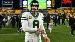 Predicting Steelers' 2025 record with and without Aaron Rodgers: Would QB make big difference for Pittsburgh?