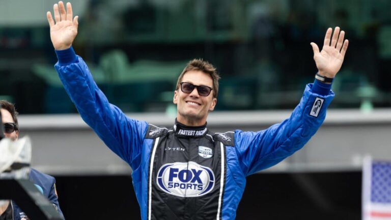 WATCH: Tom Brady greeted by boos from Indianapolis 500 crowd during driver introductions