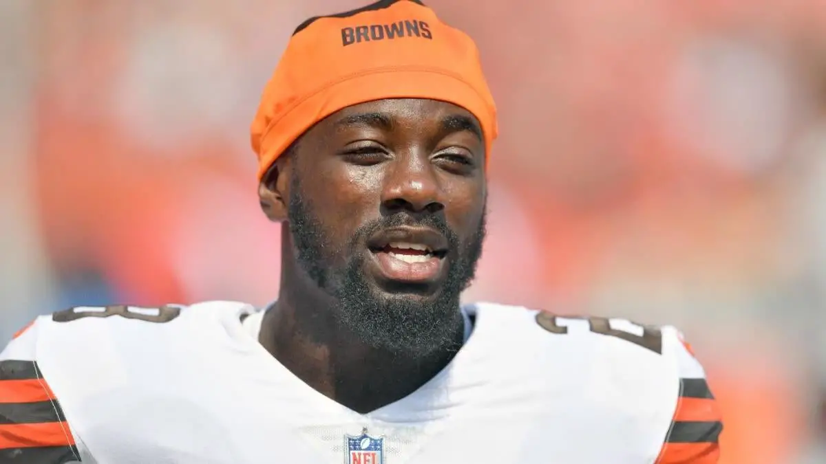 Browns' Jeremiah Owusu-Koramoah will not play in 2025 due to neck injury