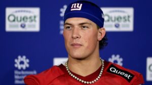 Confident Jaxson Dart appears ready to be the face of the Giants franchise -- whenever that time may be