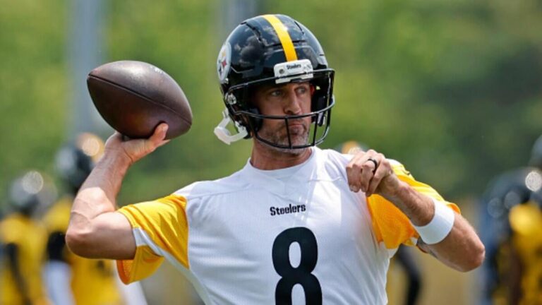 Aaron Rodgers explains why the Steelers were the right fit for him, hopes to mentor rookie Will Howar