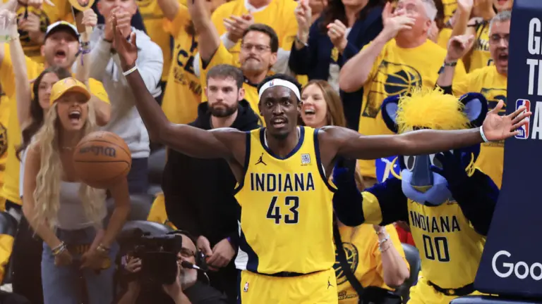 Pacers headed to NBA Finals; Can Knicks fix big issue?; Big signings, trades on NFL horizon?