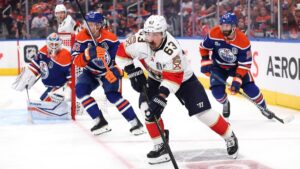 Today's top games to watch, best bets, odds: NHL Stanley Cup Final, MLB, WNBA and more