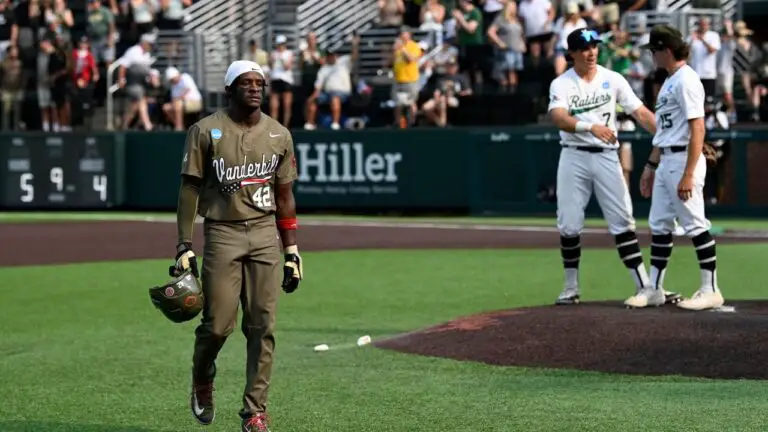 Top two national seeds, No. 1 seeds fall in Day 3 of NCAA baseball tournament regionals