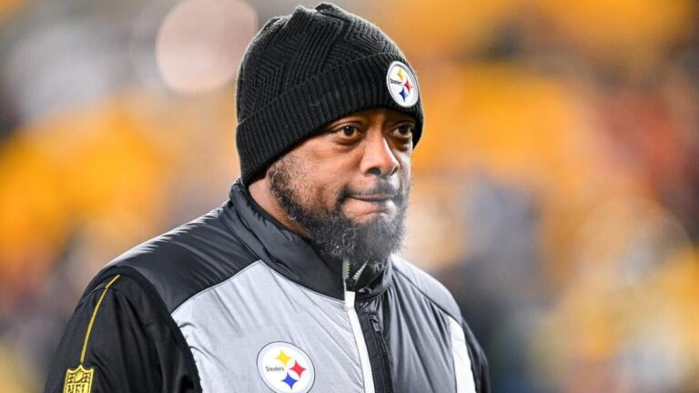 Are the Steelers lost? As clock ticks on Aaron Rodgers, Pittsburgh is mired in drama and mediocrity