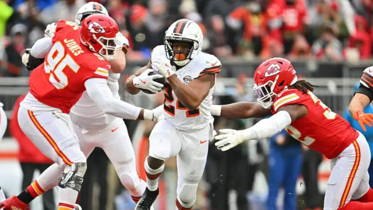 Texans sign Nick Chubb: Veteran Pro Bowl RB adds depth for backfield seeking more production