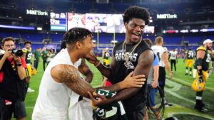 Lamar Jackson urges Ravens to sign ex-Packers CB Jaire Alexander, NFL MVP's former college teammate