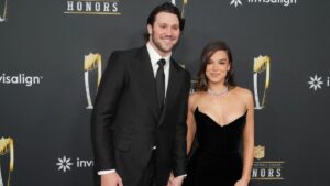 Bills quarterback Josh Allen, actress Hailee Steinfeld get married in California, a look at their nuptials