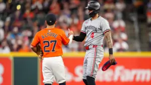 Carlos Correa to the Astros? Explaining surprising MLB trade deadline rumor as Houston mulls reunion