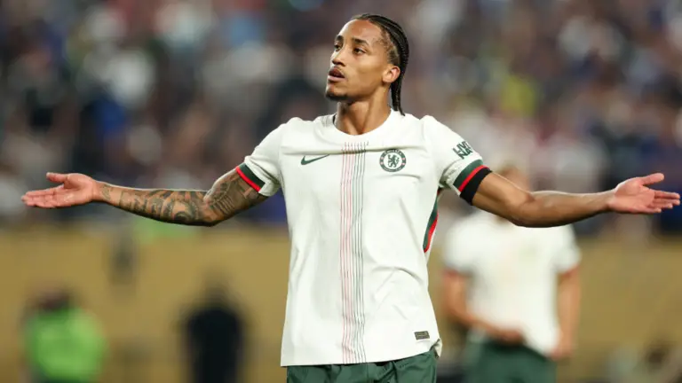 Chelsea advance to Club World Cup semifinal, eliminating Palmeiras after late own-goal by Brazilian side