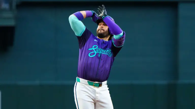 Eugenio Suárez trade grades: Mariners get 'A' for powering up, while D-backs have underwhelming return