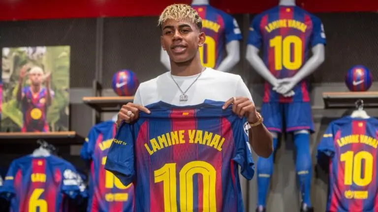 Lamine Yamal signs extension with FC Barcelona, will use iconic No. 10 used by Lionel Messi and Ronaldinho