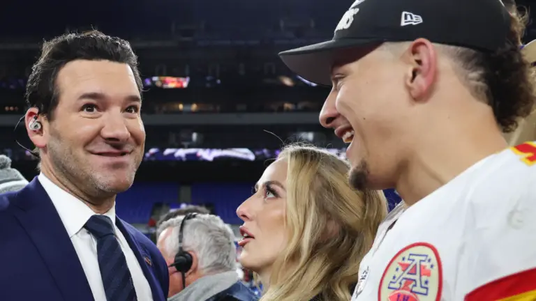 Tony Romo debates 'dynasty is over' labels for Chiefs, explains why Kansas City should worry opposition