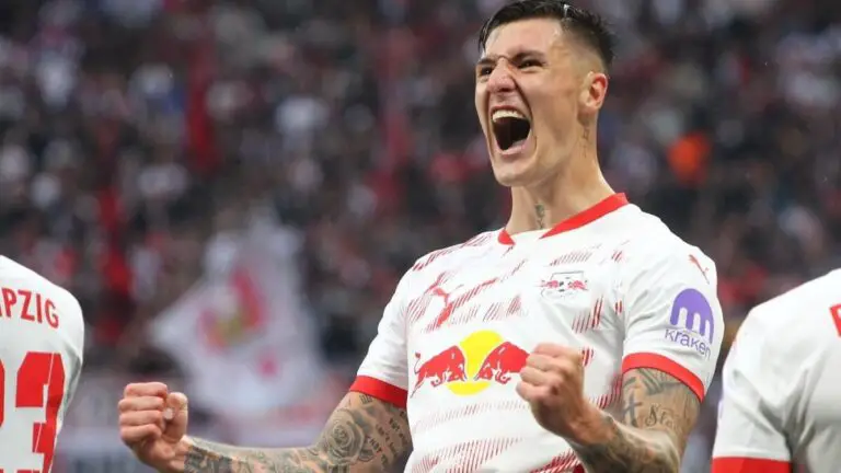 As Man United and Newcastle battle for Benjamin Sesko, does RB Leipzig star have what it takes for England?