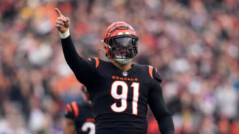 'I want to be part of something special here.' Trey Hendrickson still seeking long-term deal with Bengals