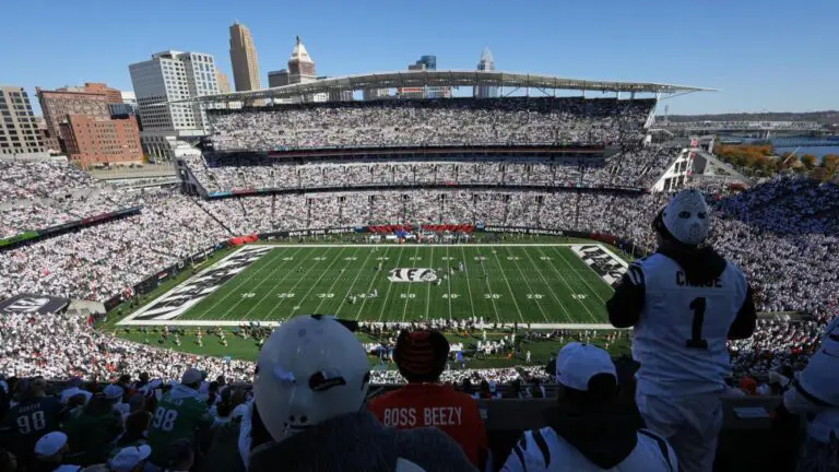 Cincinnati Bengals finalize 11-year lease extension to remain at Paycor Stadium