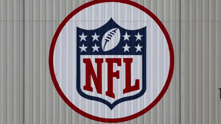 NFL bans teams from providing smelling salts, but here's how players can still use them in games